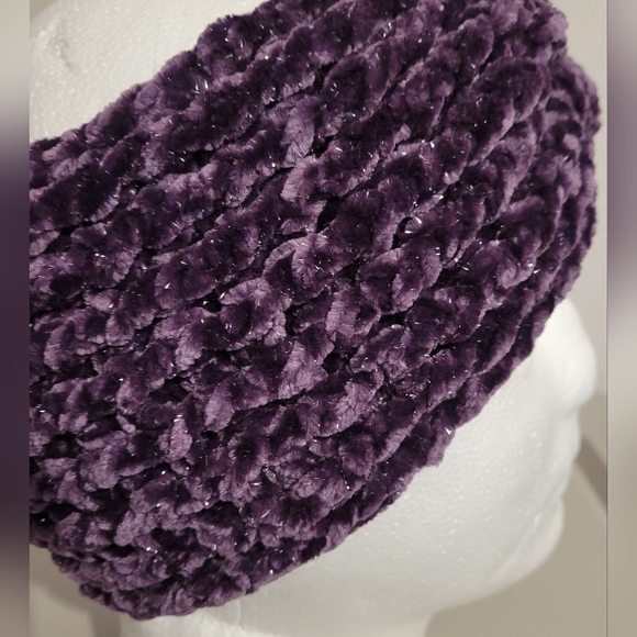 Handcrafted Earwarmer Purple Velour Sparkle - Picture 3 of 8